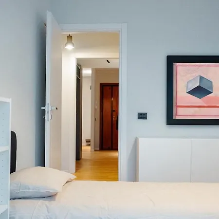 Апартаменты Urban Retreat