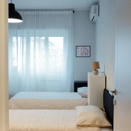 Апартаменты Urban Retreat