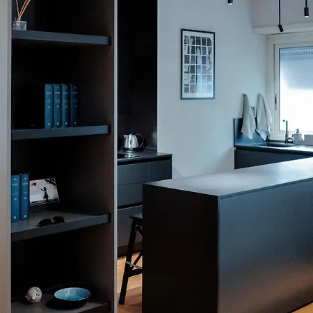 Апартаменты Urban Retreat